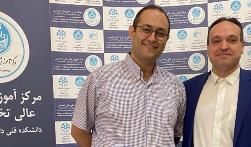 تشکر و قدردانی از زحمات جناب آقای دکتر علیرضا صادقی